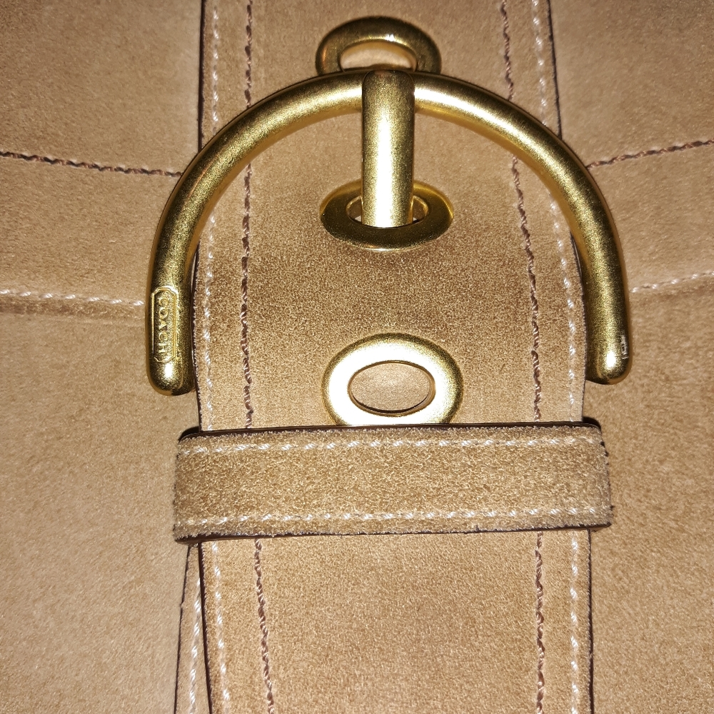 Coach purse - Picture 4 of 8